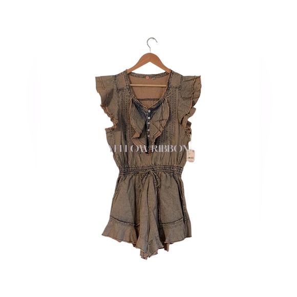 🆕 FREE PEOPLE | NAYA CHAMBRAY ROMPER | SIZE: XS - Picture 2 of 6